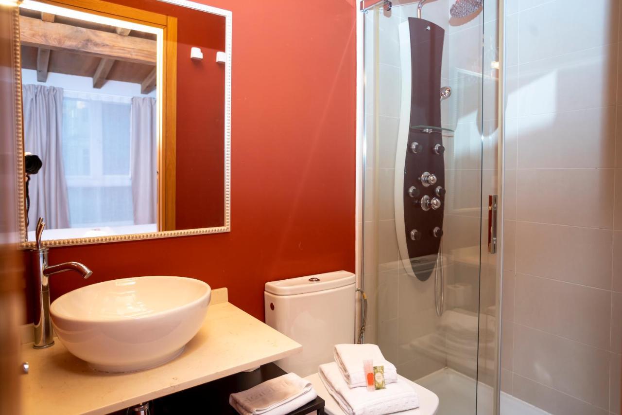 Turistiqa - Ferrol - Triplex Centro Apartment Екстериор снимка